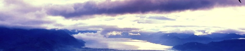 Hidup seumpama cakrawala, kita tak akan pernah tahu apa yang sebenarnya menantikan di depan sana.