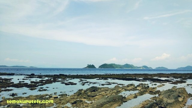  Laut adalah unsur yang sama sekali tanpa kesetiaan. Jangan percaya padanya atau ia akan menghabisimu dengan merendammu.